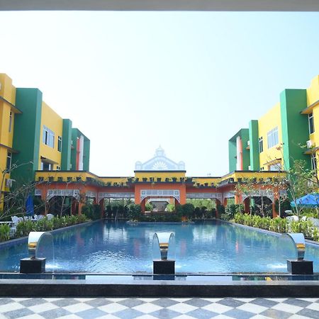 Mayfair World Cup Village Rourkela エクステリア 写真