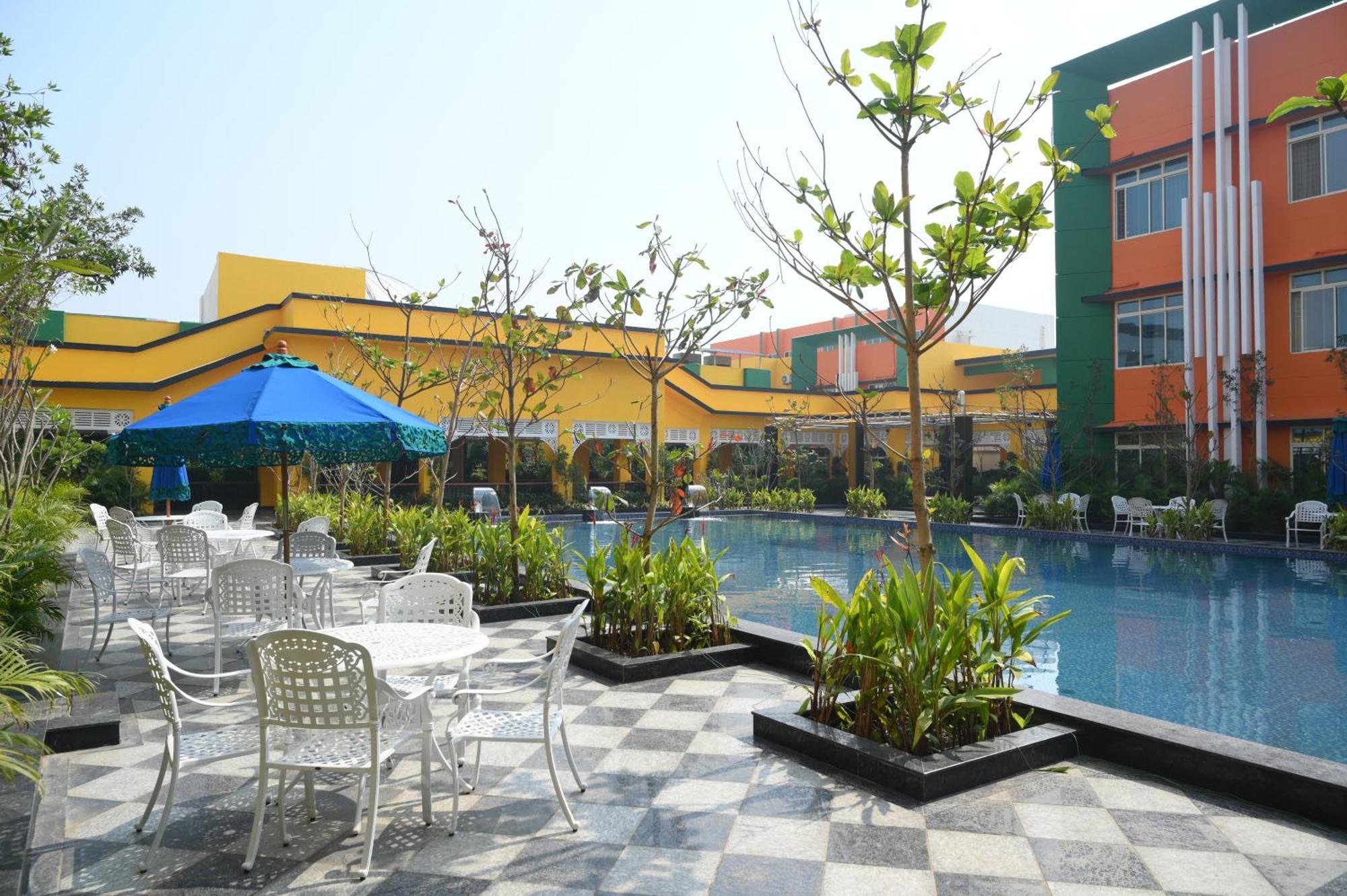 Mayfair World Cup Village Rourkela エクステリア 写真